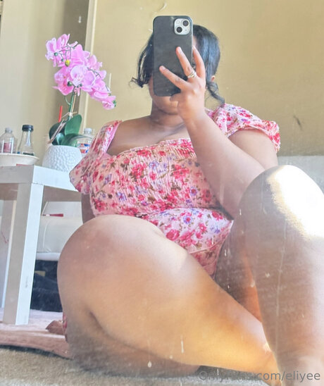 Eliyee profile image