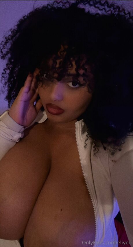 Eliyee porn star pics