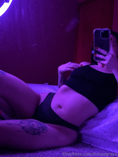 Lunaxgreyx pretty star photo