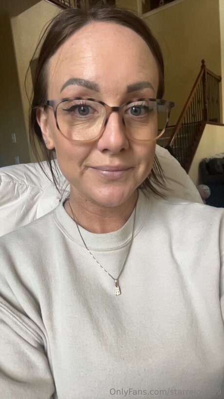 Starrelove69 top model picture