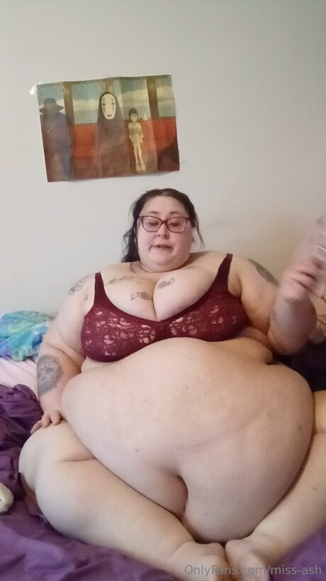 Miss Ash naked star archive