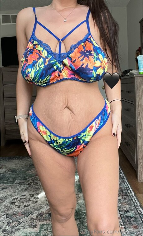 Ivygxoxo nice model pic