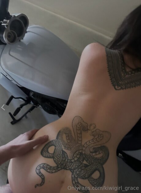 Grak Svbbvth model nudes archive