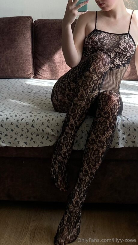Lilyy Zoee art pornstar pic
