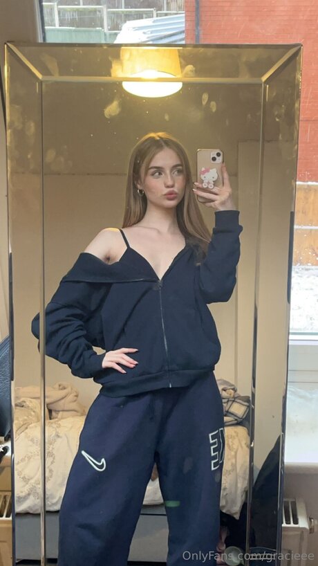 Gracieee pornstar pretty photo