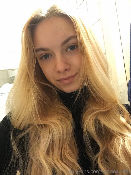 Marina Kitti erotic model galleries