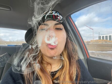 Katrynamaxxofficial star erotic galleries