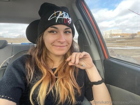Katrynamaxxofficial top profile image