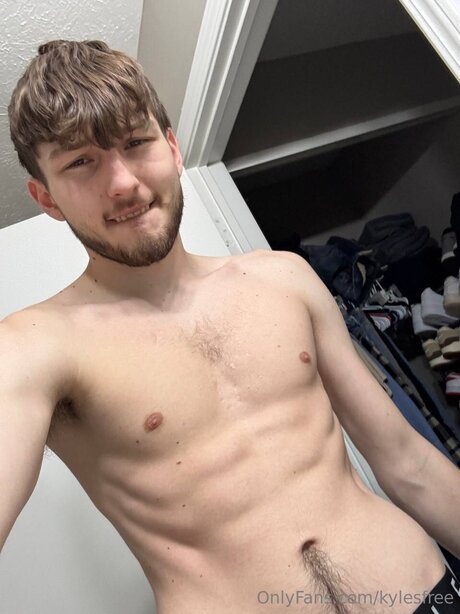 Kylesfree erotic model galleries