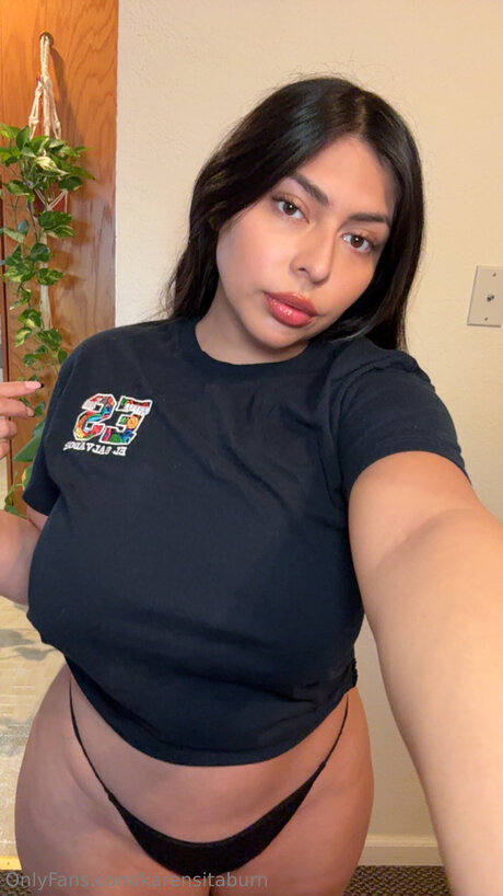 Karensitaburn model naked img