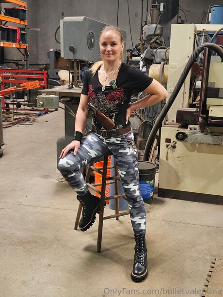 Bulletvalentina star nude images