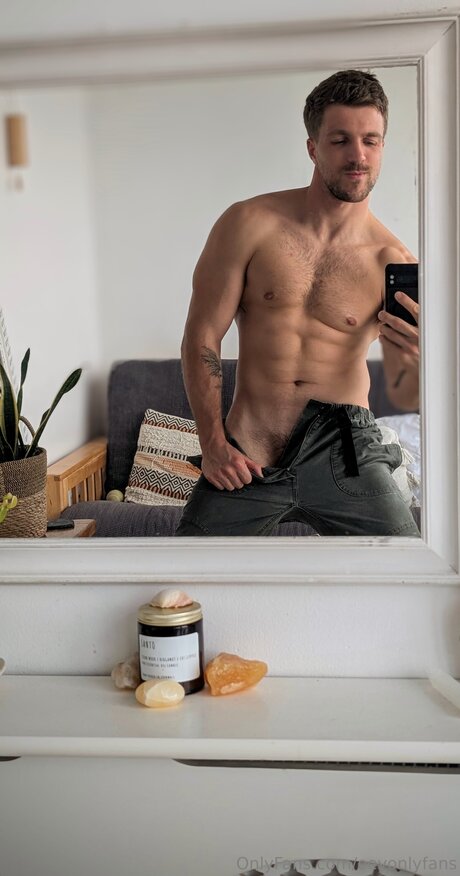 Oeyonlyfans perfect star image