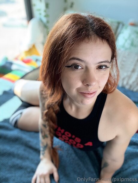 Pxlprncss high quality model picture