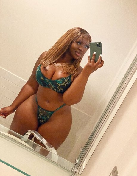 deepthroat onlyfans beautiful naked photos