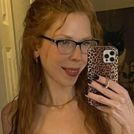red head redemptionxo model best photo