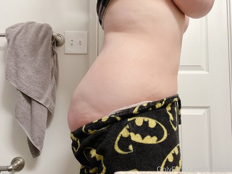 Katxbrat star erotic pic
