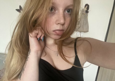 Innocentangelinavip pornstar perfect photos