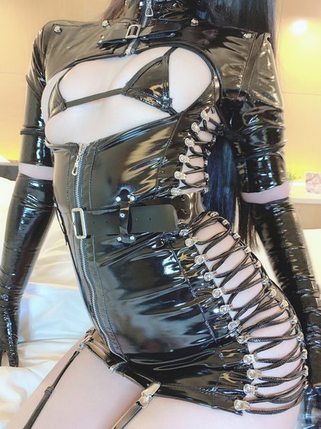 Ririkana pornstar hot image