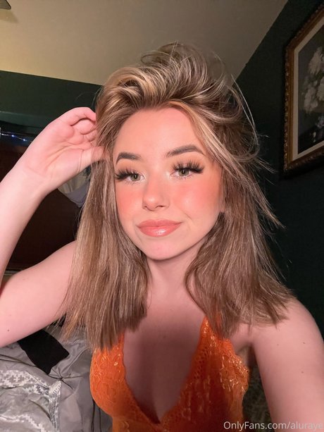 Aluraye star nude gallery
