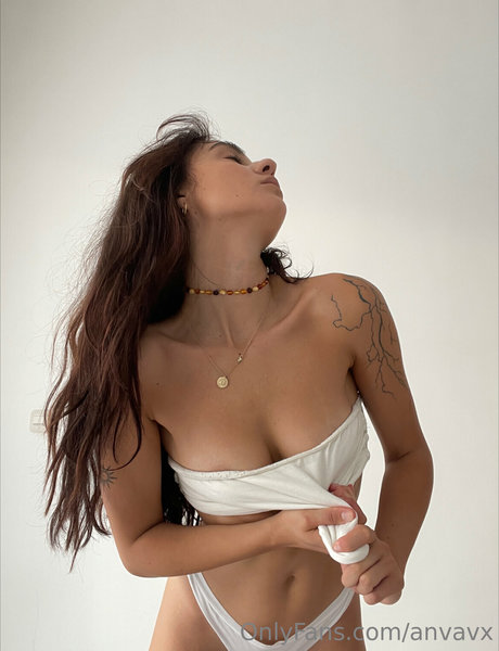 Ana Vavx pornstar pretty photo