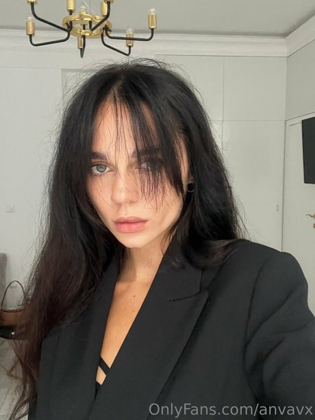 Ana Vavx exclusive star photo