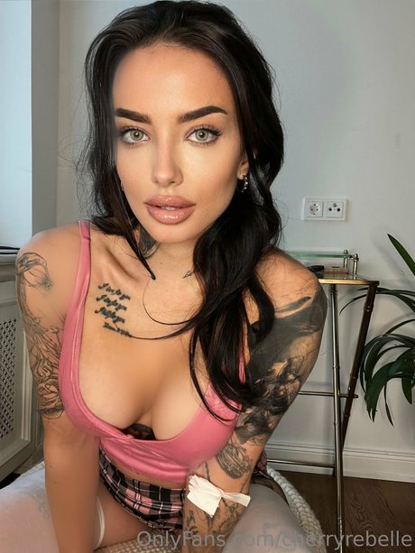 Cherry Rebelle hot star pics
