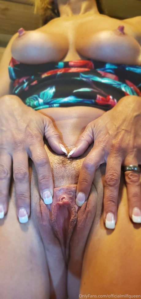 Lauren The Ga Queen naked star photo
