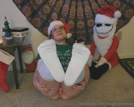 Imgingersnap naked actress picture