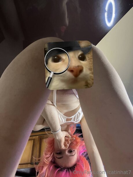 Catinhat7 sex model pictures