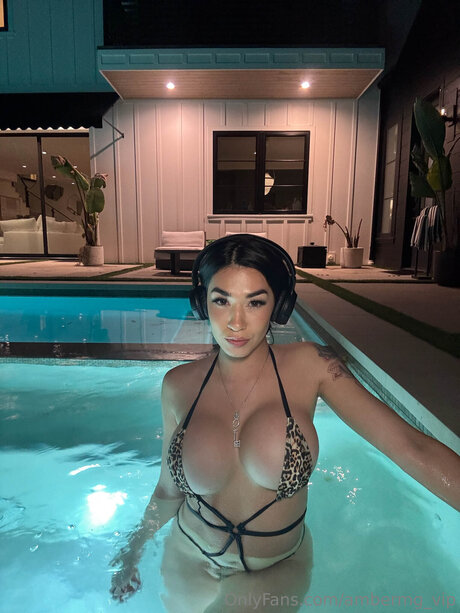 Ambermg Vip model perfect image