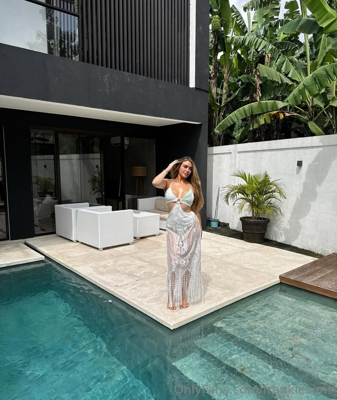 Frankiesims pretty model photos