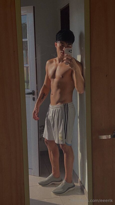 Eeerik star nudes archive