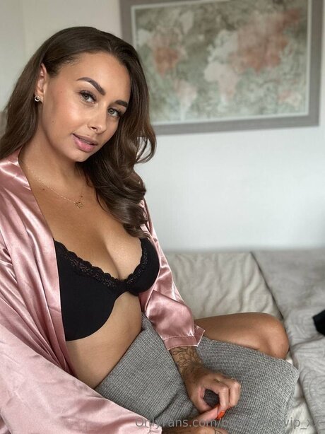 Bustybellevip Xx model adult archive