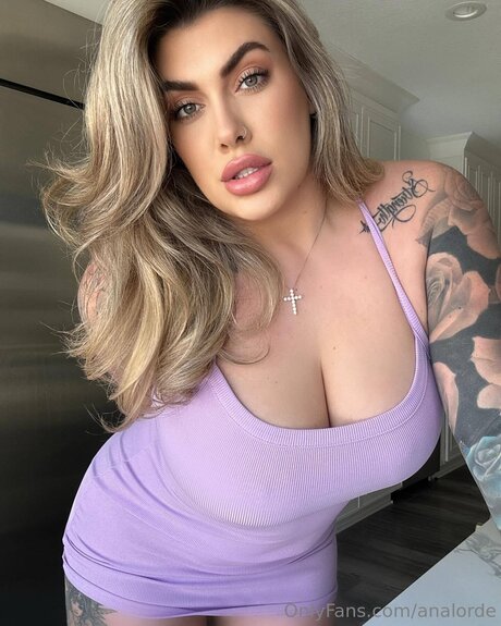 Analorde model sexy pics