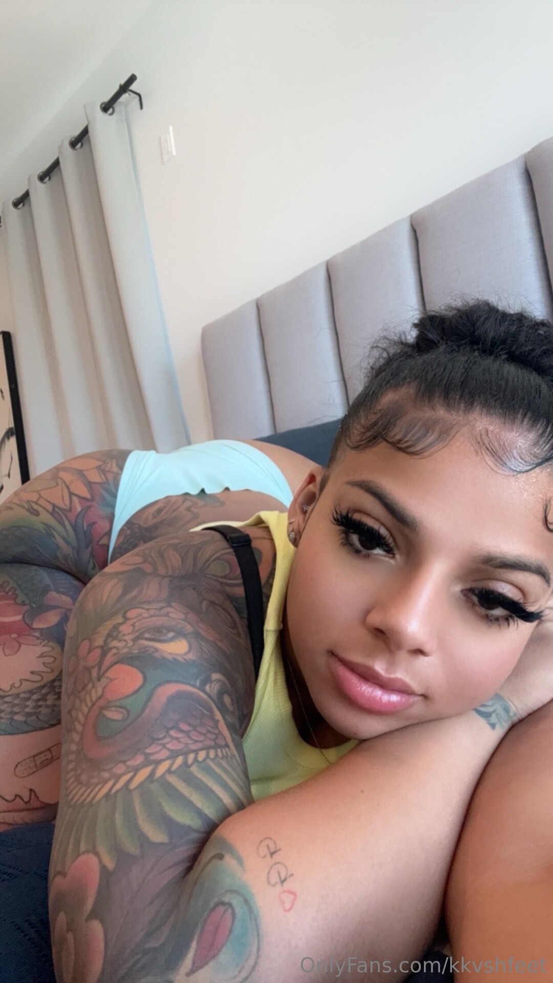 Kkvshfeet profile image