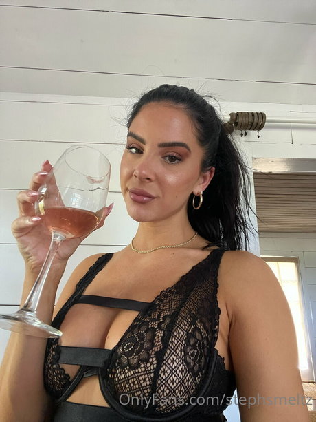 Stephanie Smeltz star photos