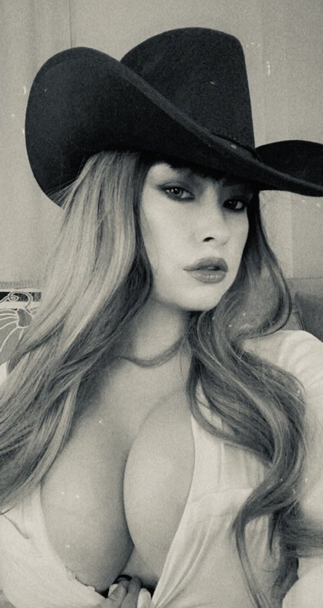 Lily Adair star xxx photos