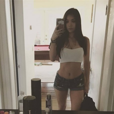 Annysiia  art pornstar img