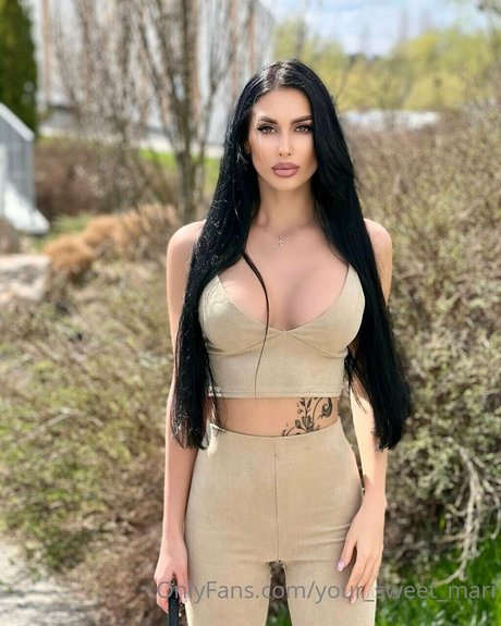 Mari Sweet nudes star image