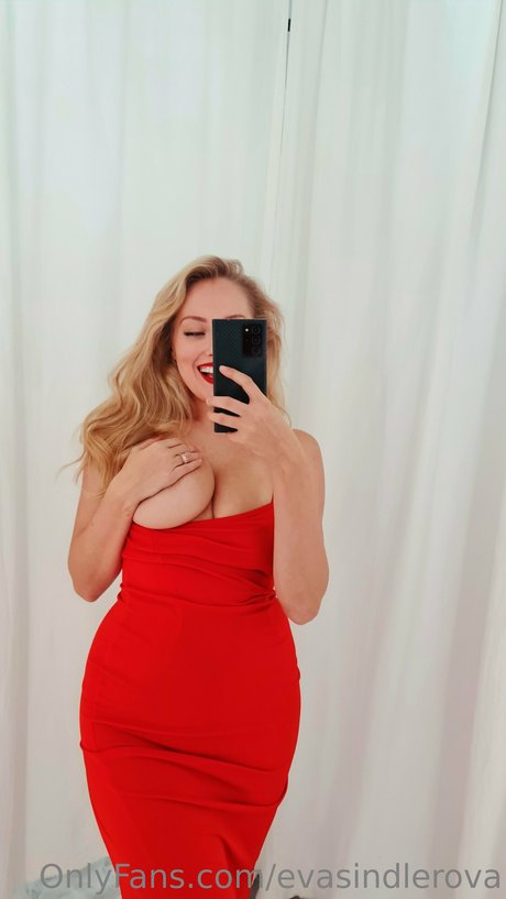 Eva Sindlerova erotic pornstar pic