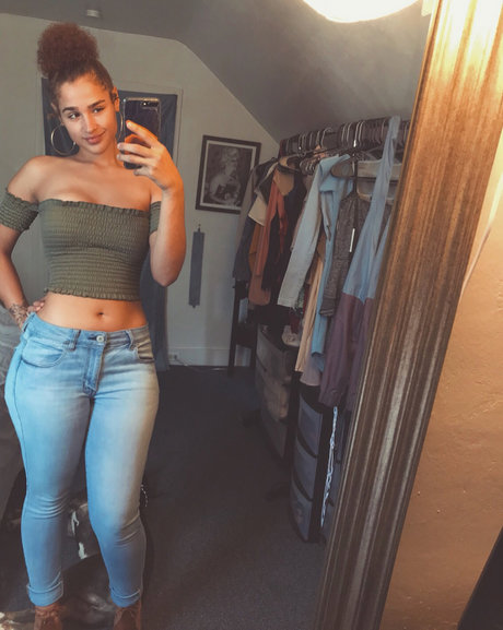 Janae Girard  free actress gallery
