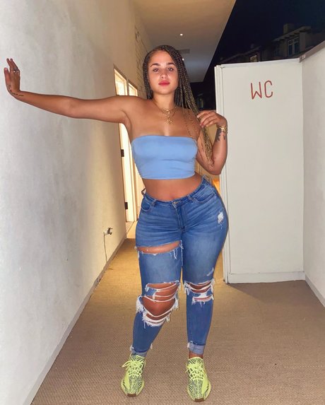 Janae Girard beautiful star photo