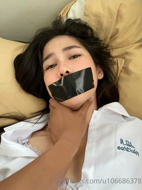 Rawiwan Chindarat  pornstar pretty gallery