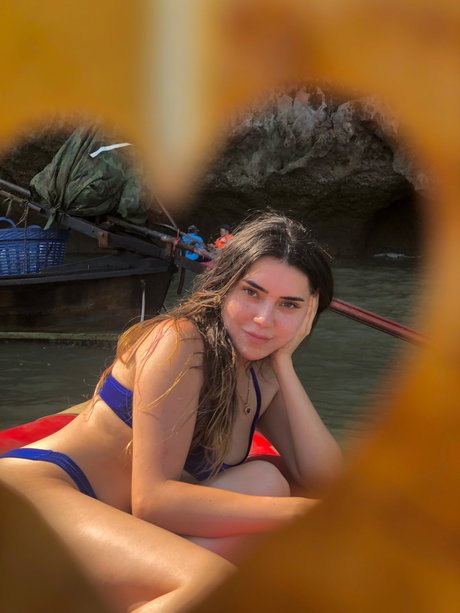 Coughs pornstar exclusive photos