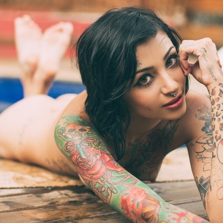 Ana Buhr Buldrini model free photo