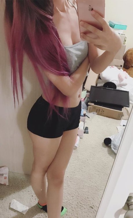 Nancy Tran nudes model photo
