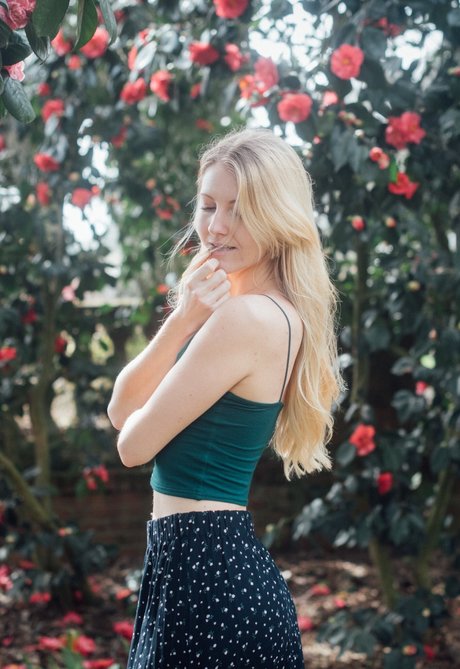 Aspen Eden model nude photos