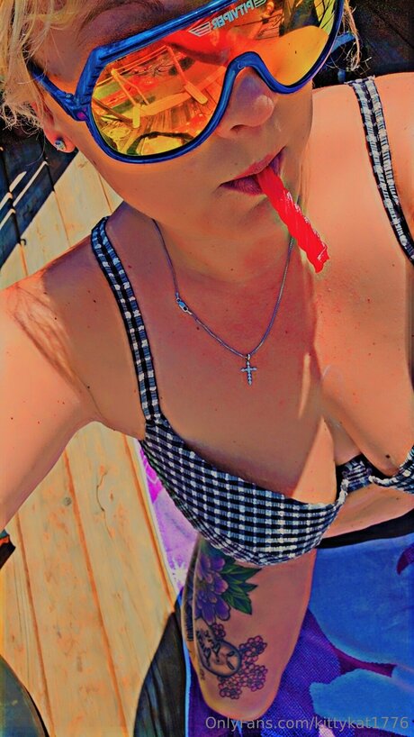 Kittykat1776 beautiful pornstar img