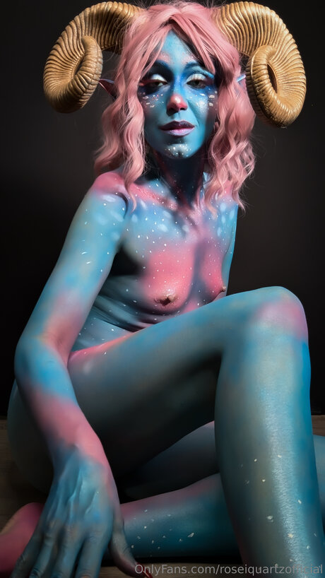 Roseiquartzofficial nude pornstar photo
