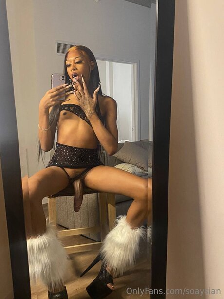 Soaysian star naked galleries